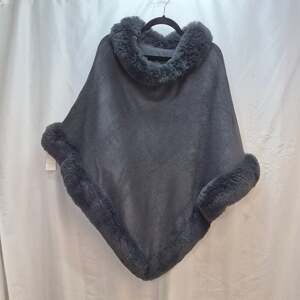 Gray Faux Fur Trim Poncho Cape Wrap One Size Luxe Winter Boho Chic NWT